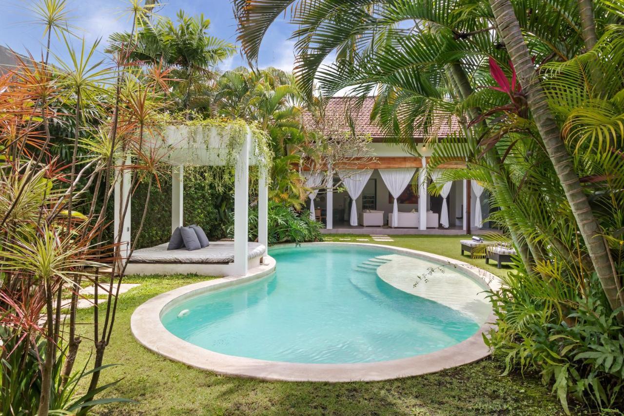 Villa Alice By Villa Finder Seminyak  Exterior photo